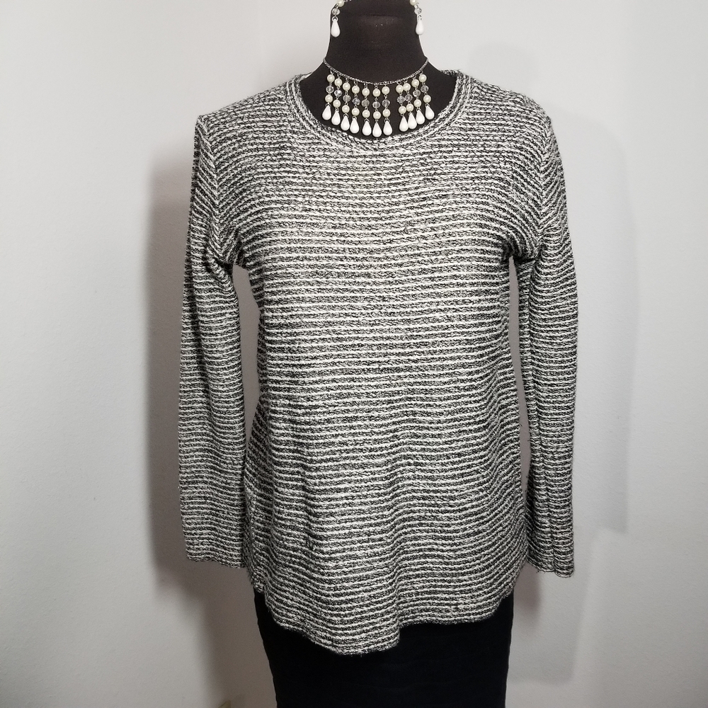 Zara Trafaluc Tweed Sweater Black White Grey Long Sleeve size Medium